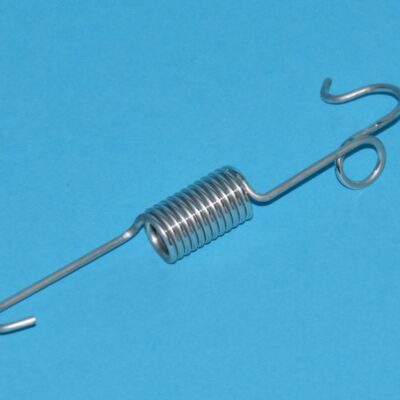 Szárítógép motor és görgő közti rugó