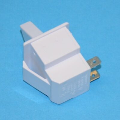 Hűtő világításkapcsoló (ajtókapcsoló)