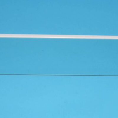 Zöldséges fiók feletti üvegpolc