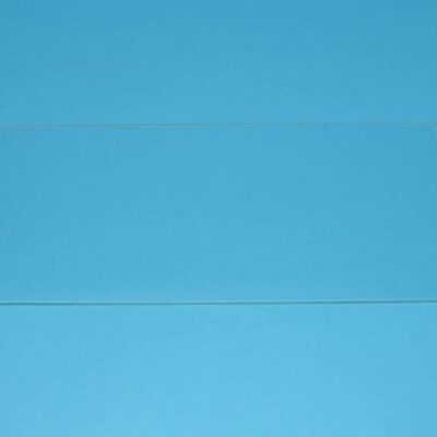 Hűtőbe zöldséges fiók feletti üvegpolc